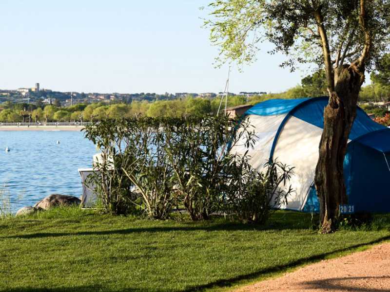 Camping du Lac de Garde 