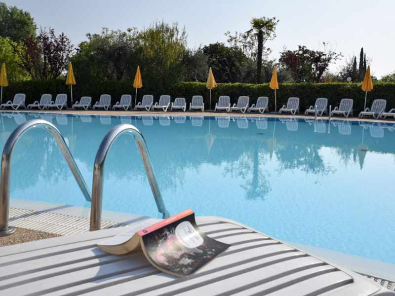 Camping Gardasøoen med pools uden badehætte 2