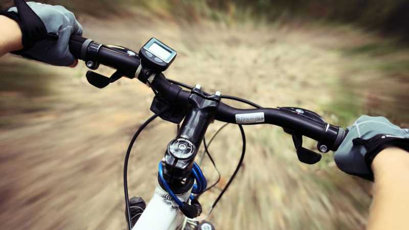 Camping Gardasøoen med cykel leje og rundrejse (mountain bike)