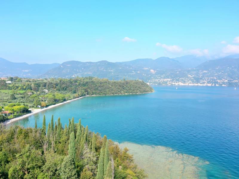 Vis le lac