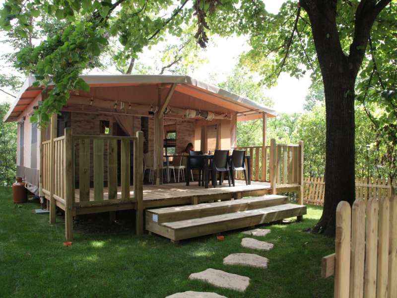 5.3) Glamping tent, Camping Europa Silvella, San Felice del Benaco, Lake Garda.jpg