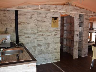 Camping Glamping Lake Garda avec tente avec air conditionné / climatisation et bain privée 19