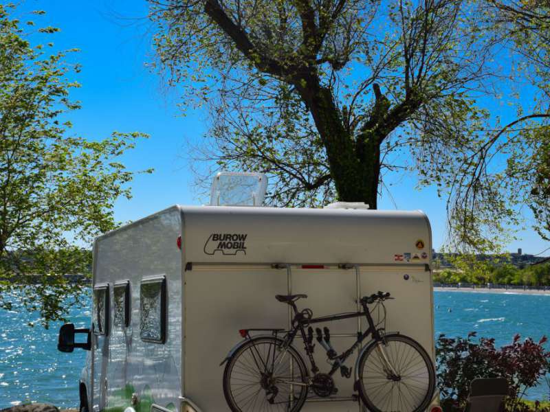 6.12) Pitches in fron of the lake, Camping Europa Silvella, San Felice del Benaco, Lake Garda.jpg
