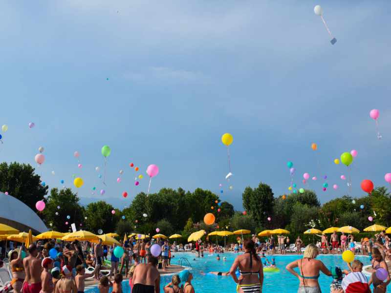 Camping Gardasøoen med Pool Underholdning 5