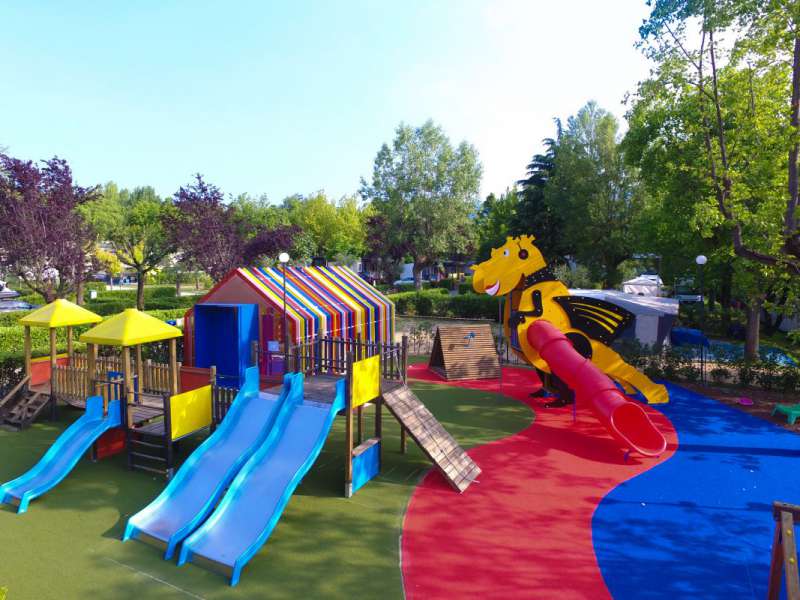 9.2_1) Playground, Camping Europa Silvella, San Felice del Benaco, Lake Garda.jpg
