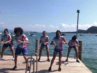 Ballo degli strumenti Camping Gardasee mit Animation baby dance mini disco 